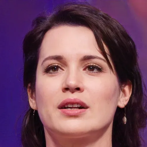 Marta J.