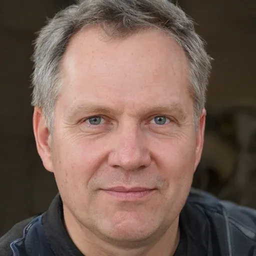 Tomasz W.